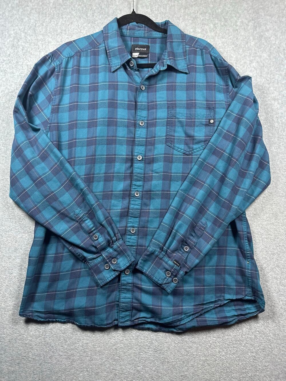 Marmot Button Up Shirt Men's Size XL Blue Black Plaid Flannel Long Sleeve